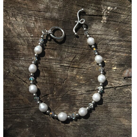 925 Silver Jewelry - Elegant 925 Silver Bracelet With Freshwater Pearls & Crystal Accents